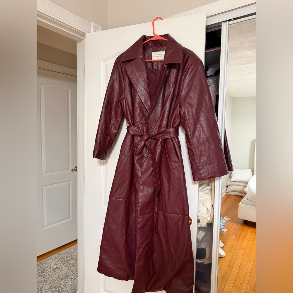 Elegant Burgundy Leather Trench Coat